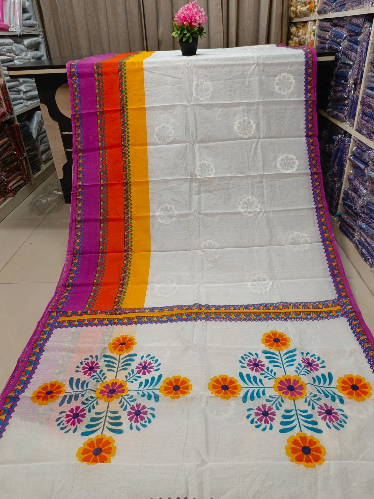 Half Silk Skin Print Sharee ছবি 3