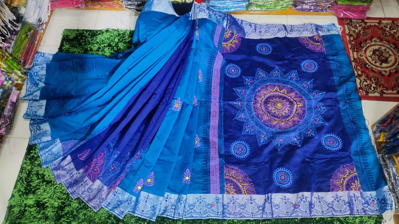 এমব্রয়ডাড়ী ধুপিয়ানসিল্ক শাড়ী ছবি 9
