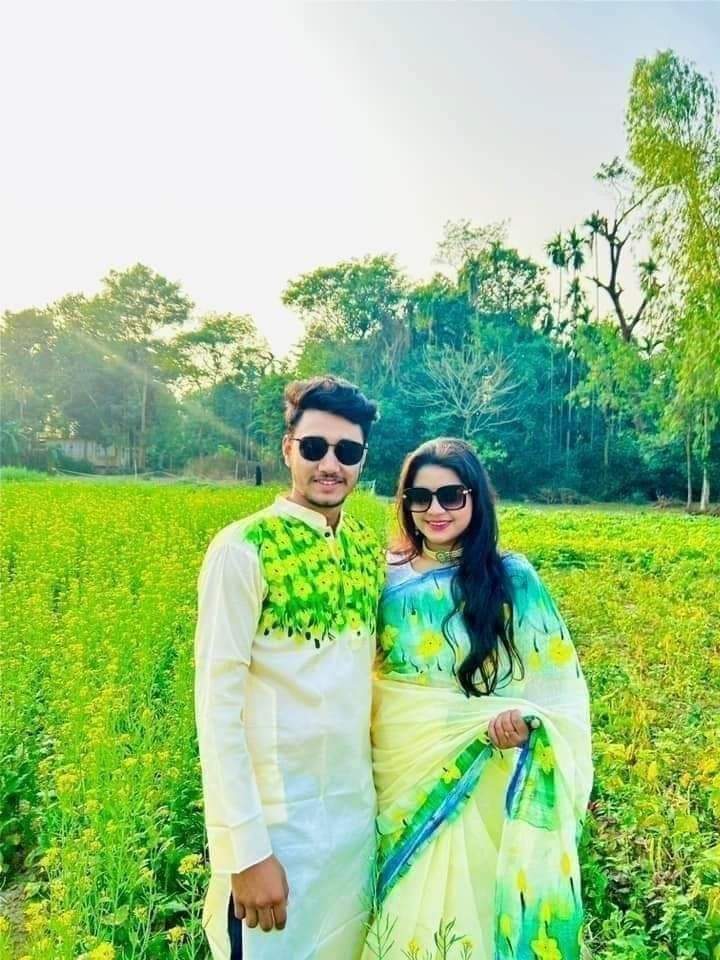 Hand Print Couple Dress ছবি 3