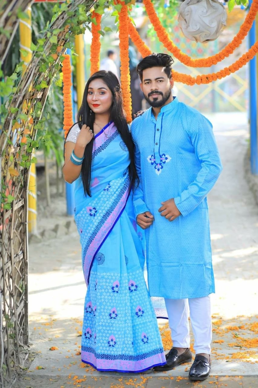 এক্সক্লুসিভ ধুপিয়ান সিল্ক শাড়ি & পাঞ্জাবি কাপল ড্রেস