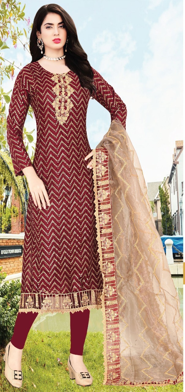 Three Piece ছবি 4