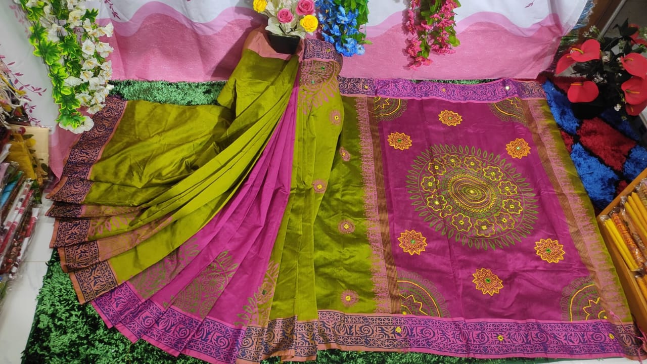 এমব্রয়ডাড়ী ধুপিয়ানসিল্ক শাড়ী ছবি 12