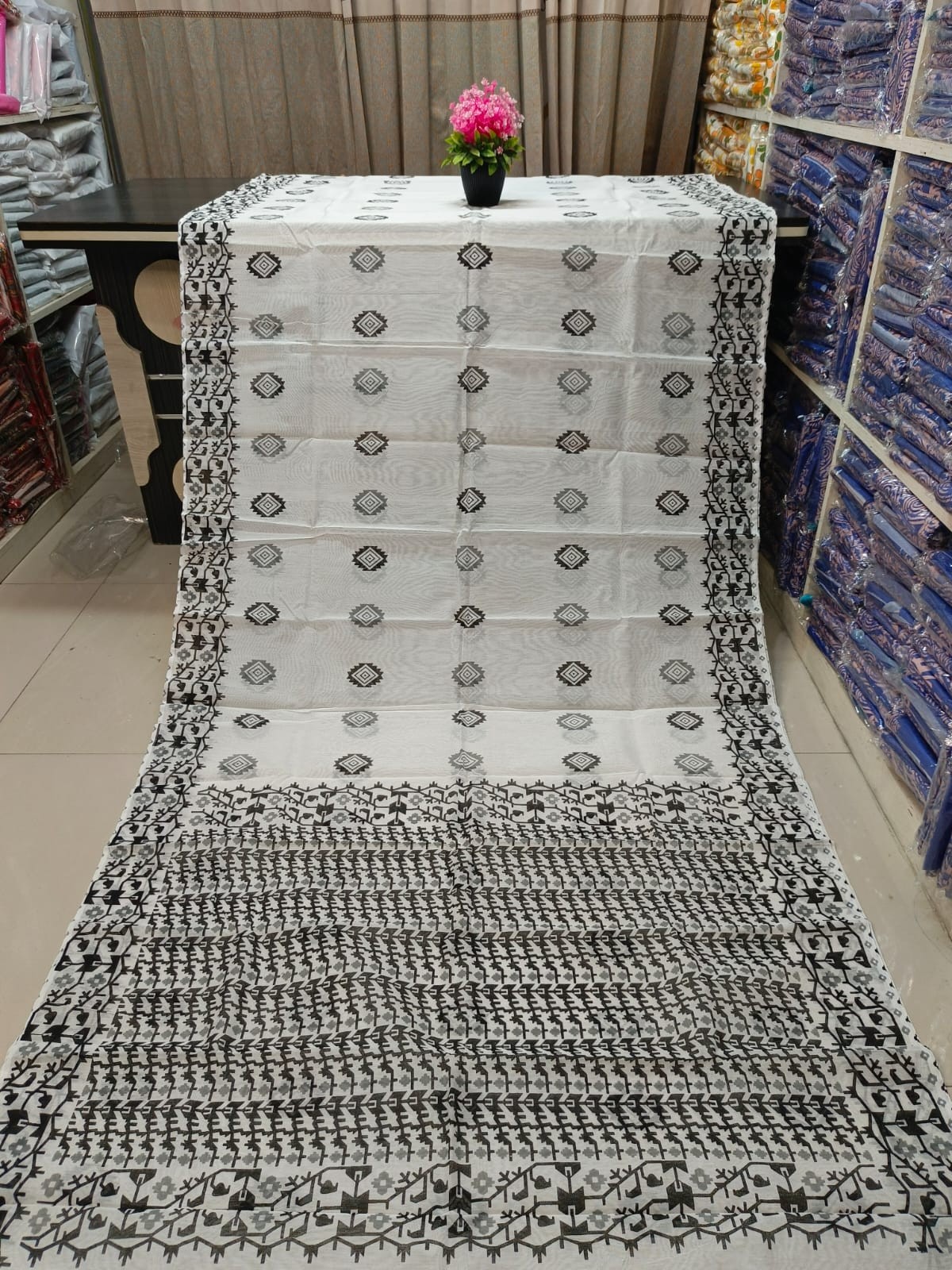 Half Silk Skin Print Sharee ছবি 11