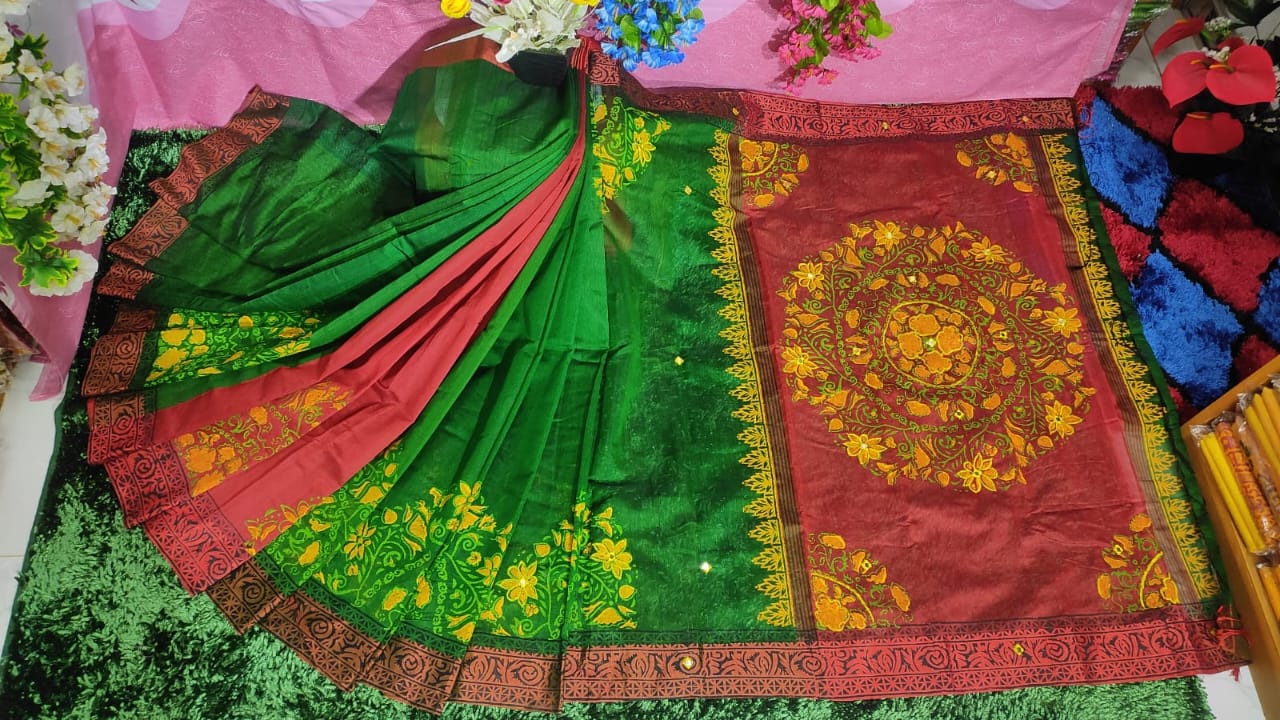 এমব্রয়ডাড়ী ধুপিয়ানসিল্ক শাড়ী ছবি 2
