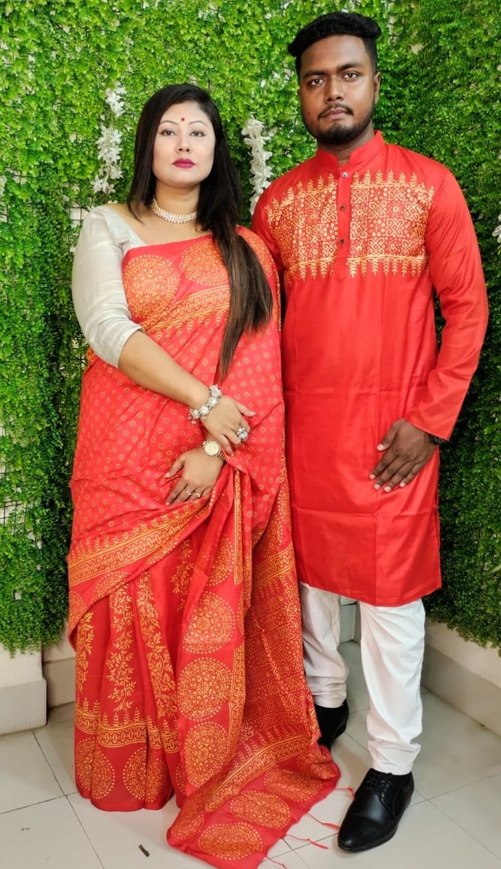 এক্সক্লুসিভ ধুপিয়ান সিল্ক শাড়ি & পাঞ্জাবি কাপল ড্রেস