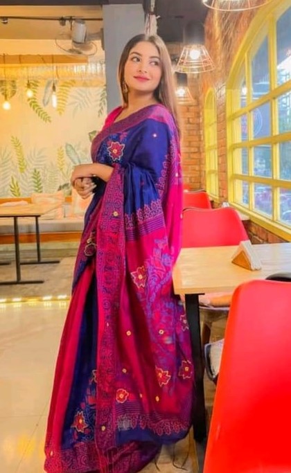ধুপিয়ান সিল্ক শাড়ি