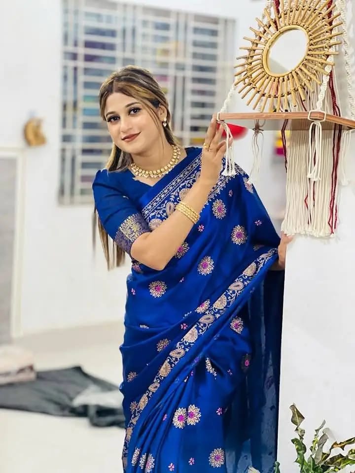 Japani Silk Skin Print Sharee with Blouse Piece