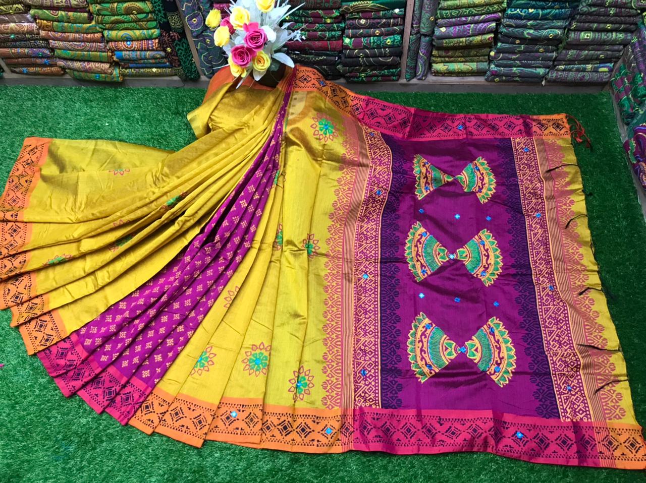 এমব্রয়ডাড়ী ধুপিয়ানসিল্ক শাড়ী
