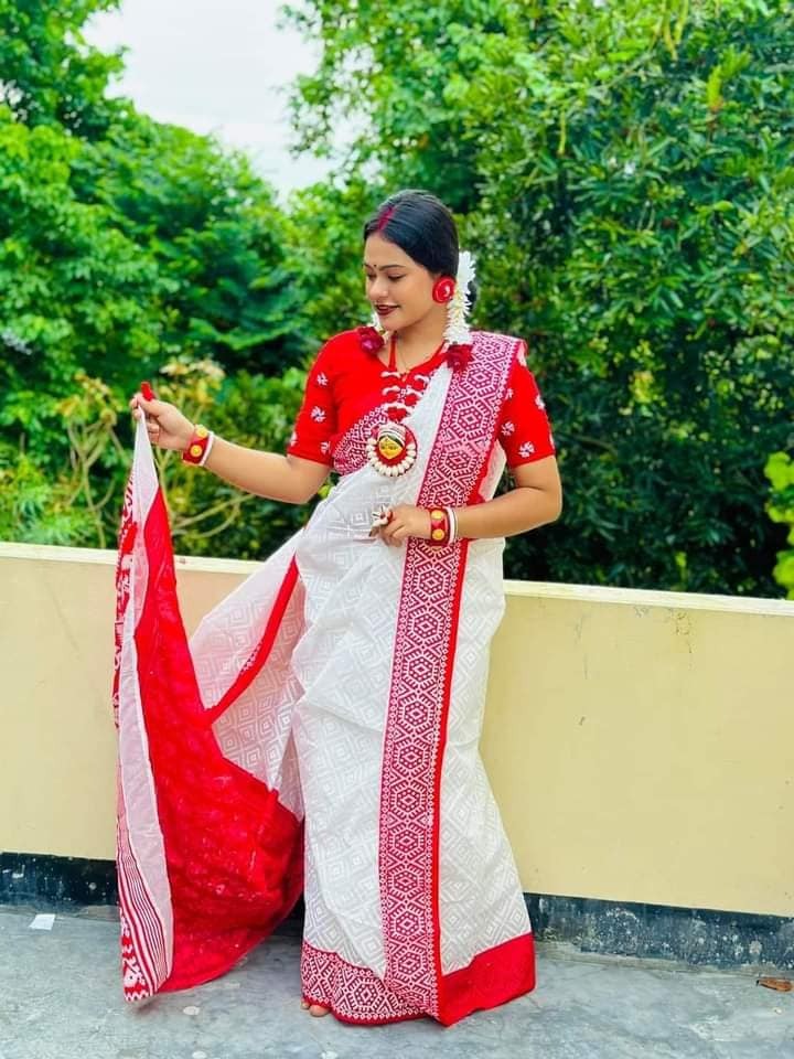 Half Silk Sharee with Blouse Piece