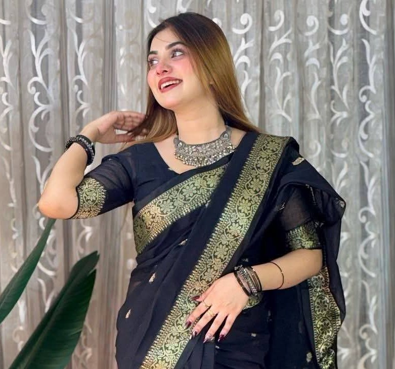Premium Sharee with Blouse Piece ছবি 2