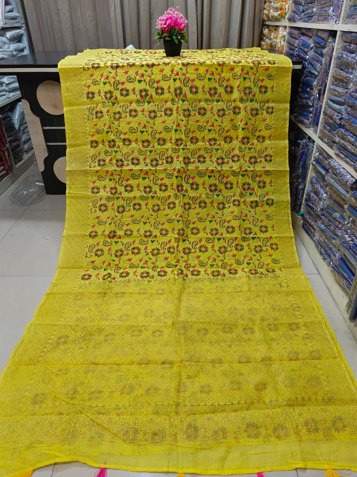 Half Silk Skin Print Sharee ছবি 7