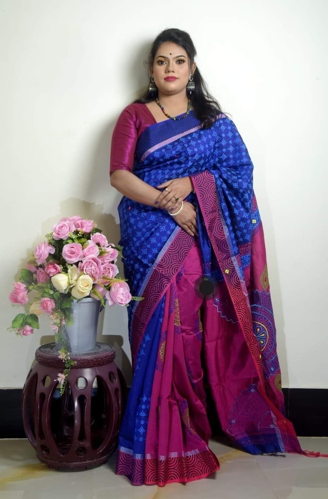 হ্যান্ডপ্রিন্ট হাফসিল্ক শাড়ী ছবি 10