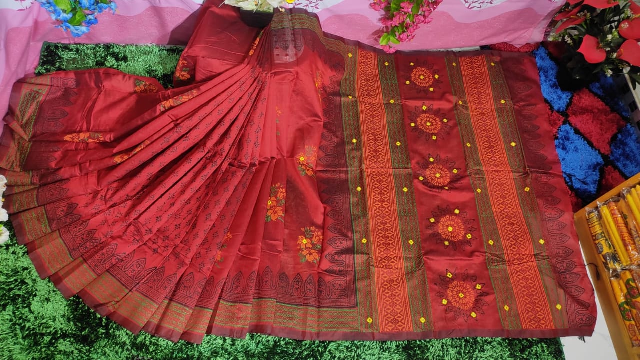 এমব্রয়ডাড়ী ধুপিয়ানসিল্ক শাড়ী ছবি 10