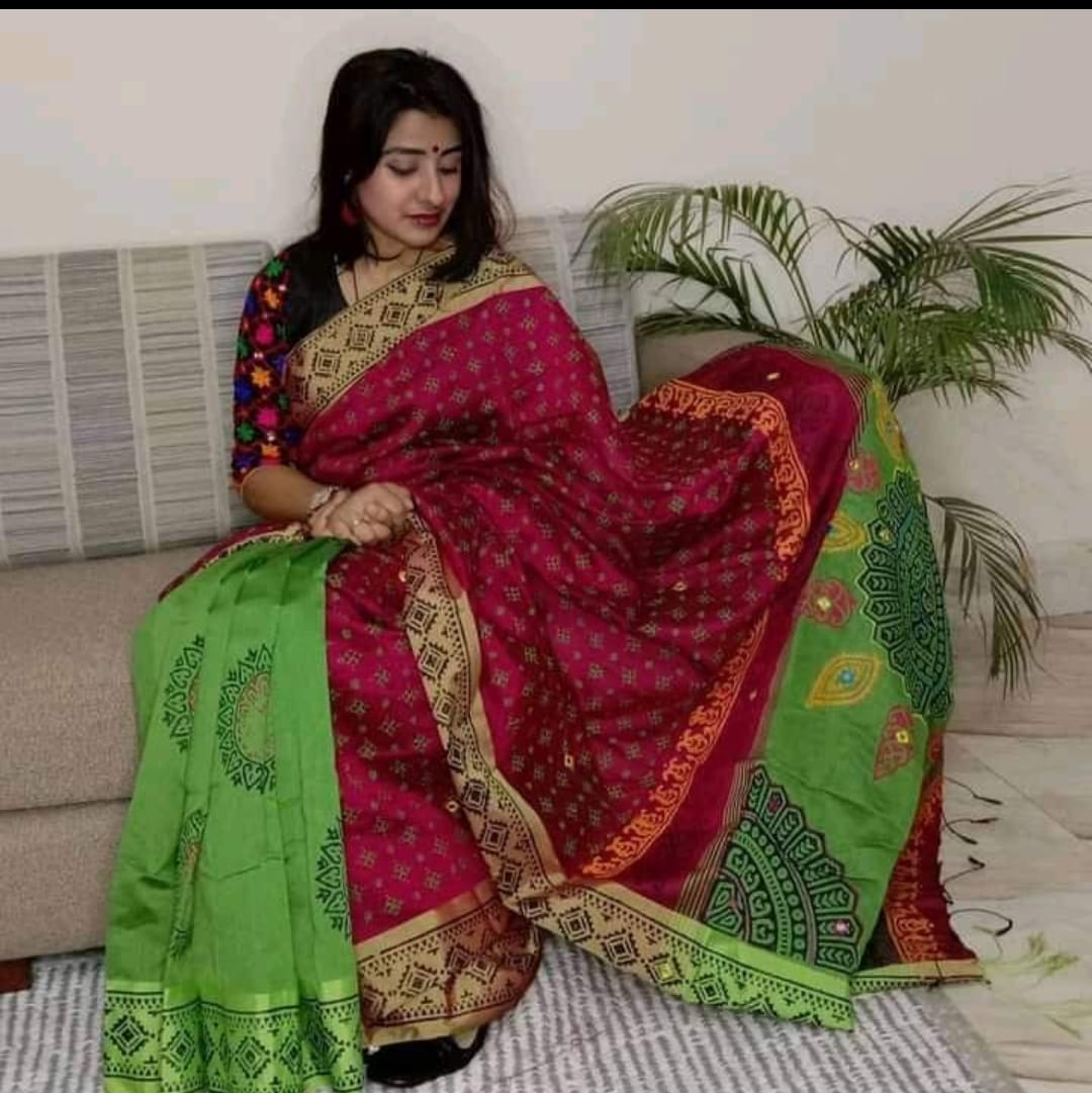 হ্যান্ডপ্রিন্ট হাফসিল্ক শাড়ী ছবি 13