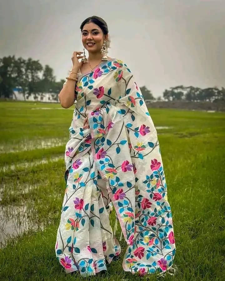 হাফ সিল্ক স্ক্রিন প্রিন্ট শাড়ি ছবি 17