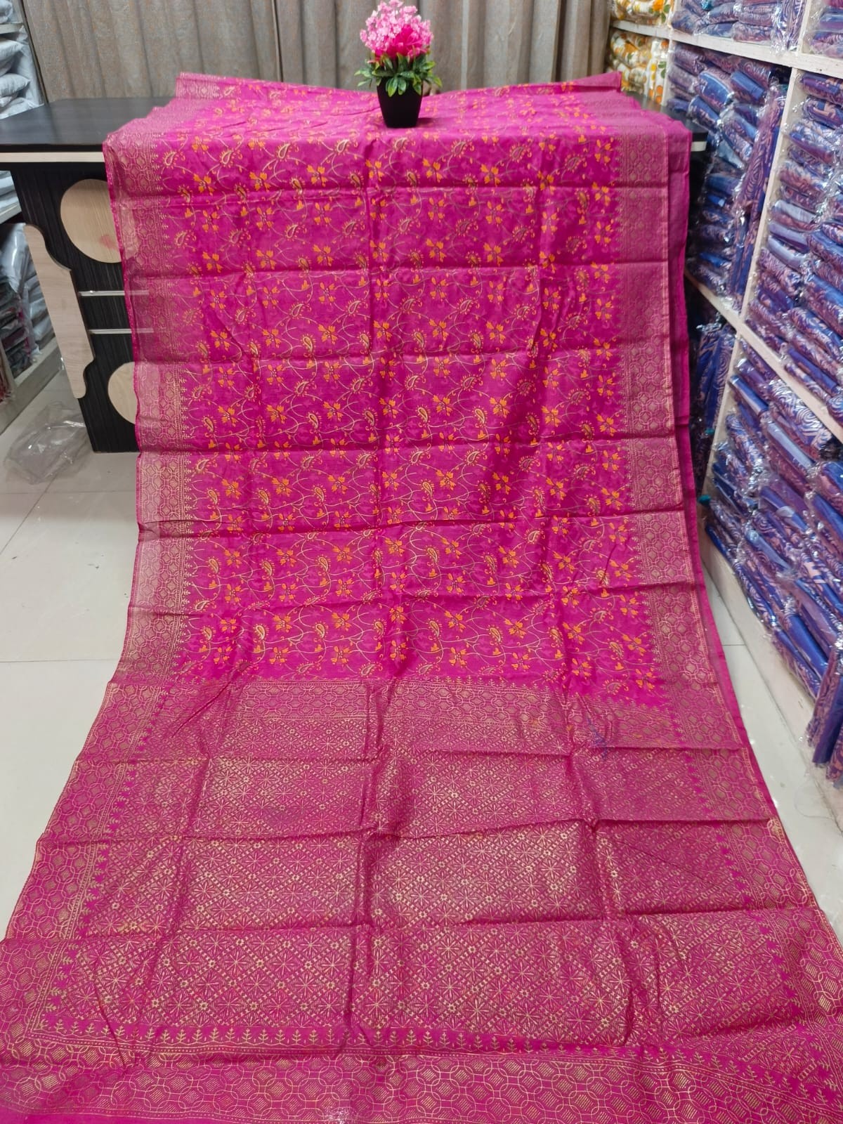 Half Silk Skin Print Sharee ছবি 5
