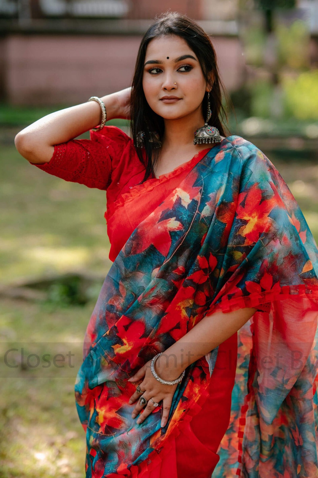 New Viral Attractive Sharee ছবি 4