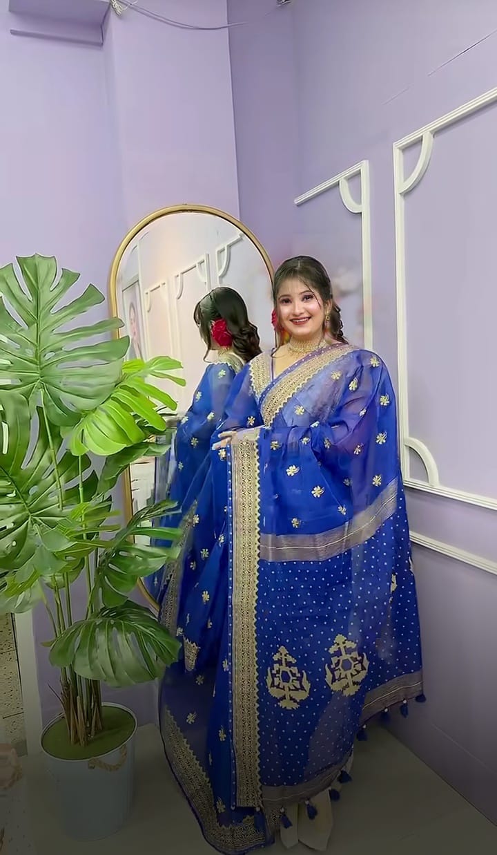Semi Moslin Sharee with Blouse Piece ছবি 4