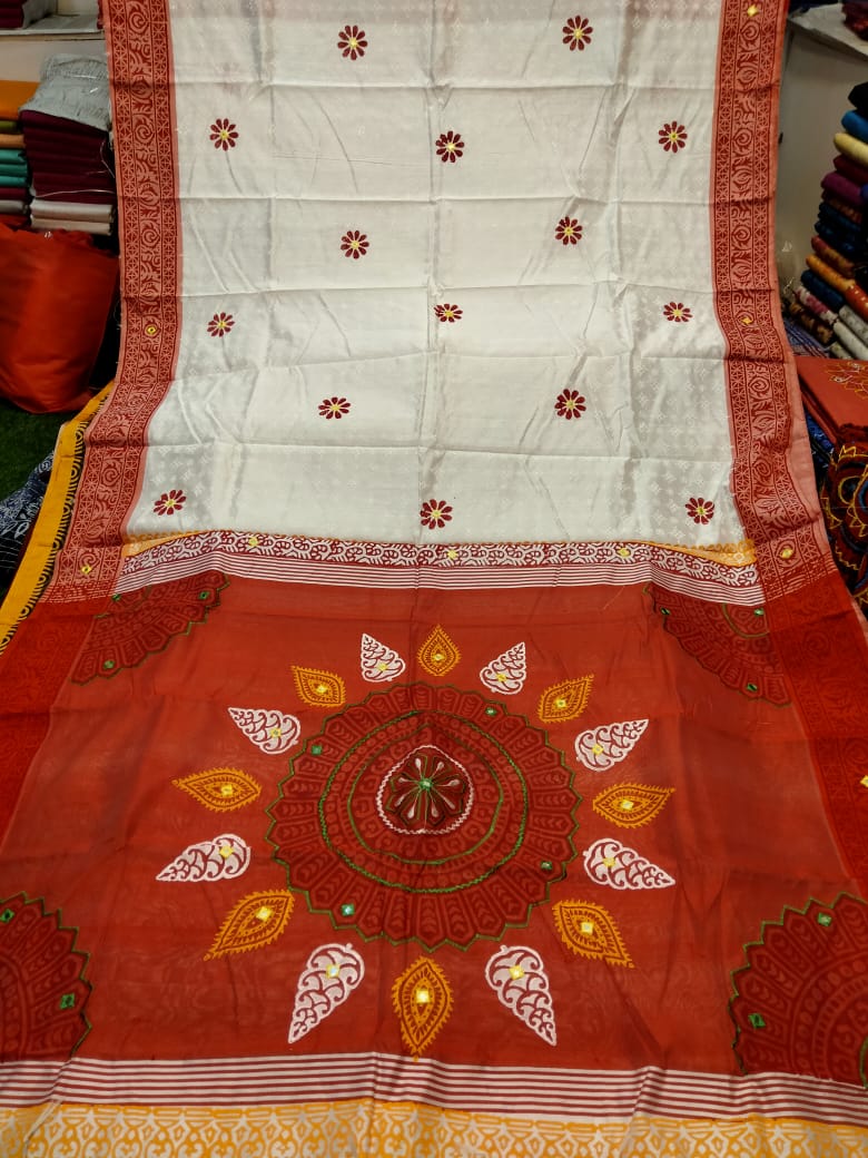 এমব্রয়ডাড়ী ধুপিয়ানসিল্ক শাড়ী ছবি 6