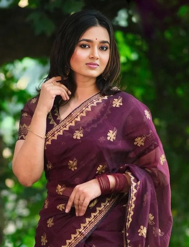 Semi Moslin Sharee with Blouse Piece ছবি 4