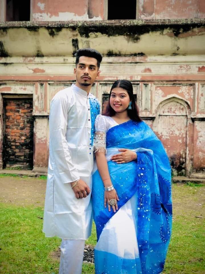 কাপল ড্রেস