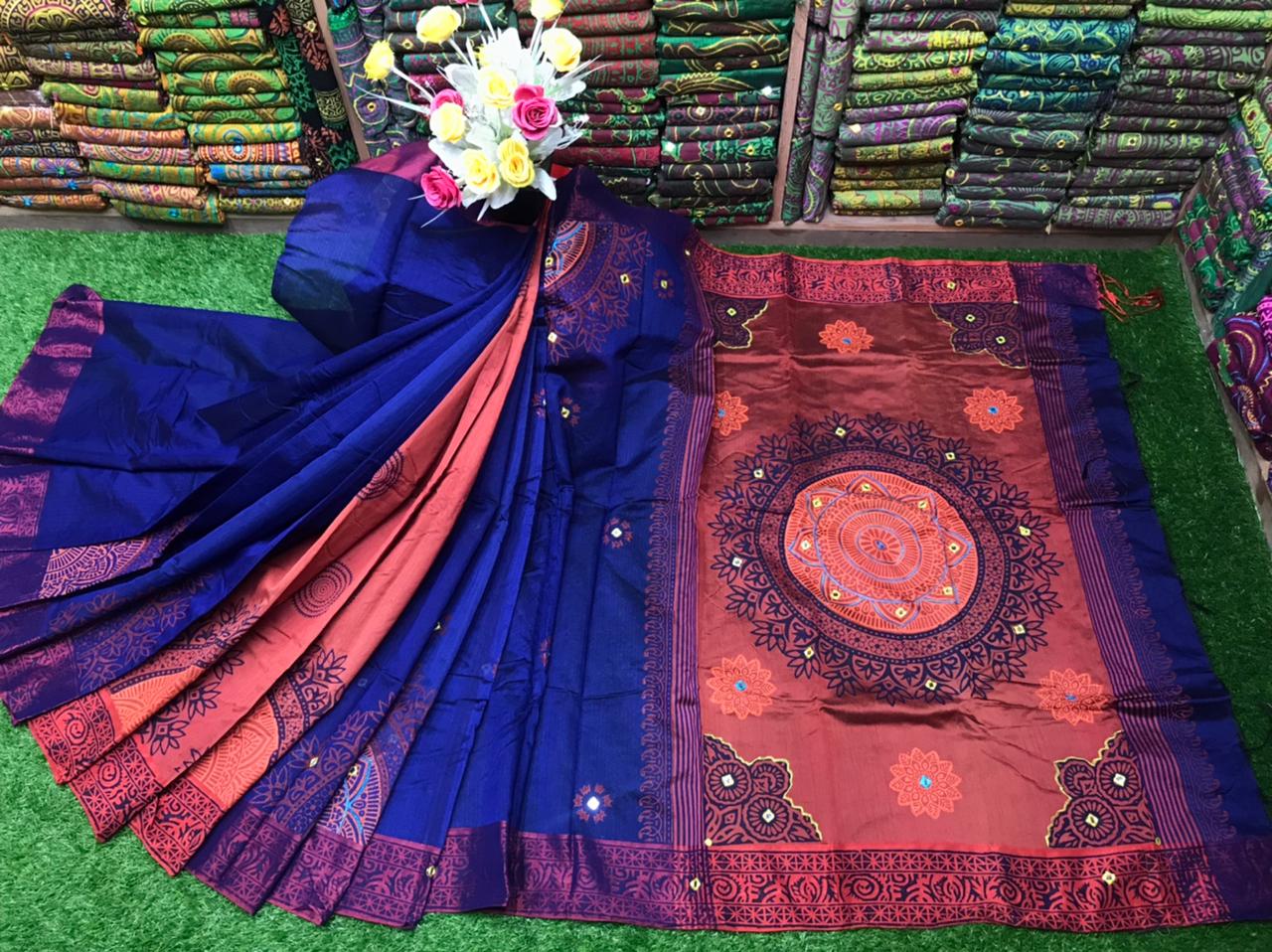এমব্রয়ডাড়ী ধুপিয়ানসিল্ক শাড়ী ছবি 4