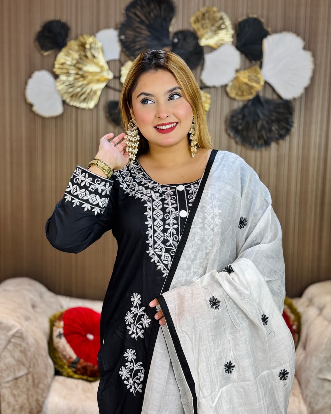 Embroidery Cotton Three Piece ছবি 16