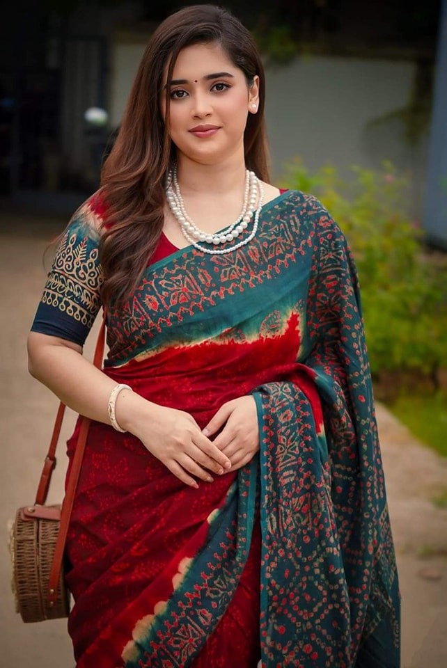 Digital Print Sharee with Blouse Piece ছবি 7