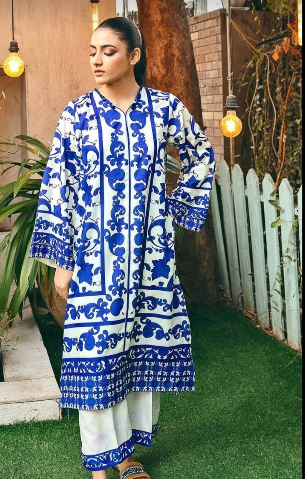 কাদুম্বুরি কাট টু পিস