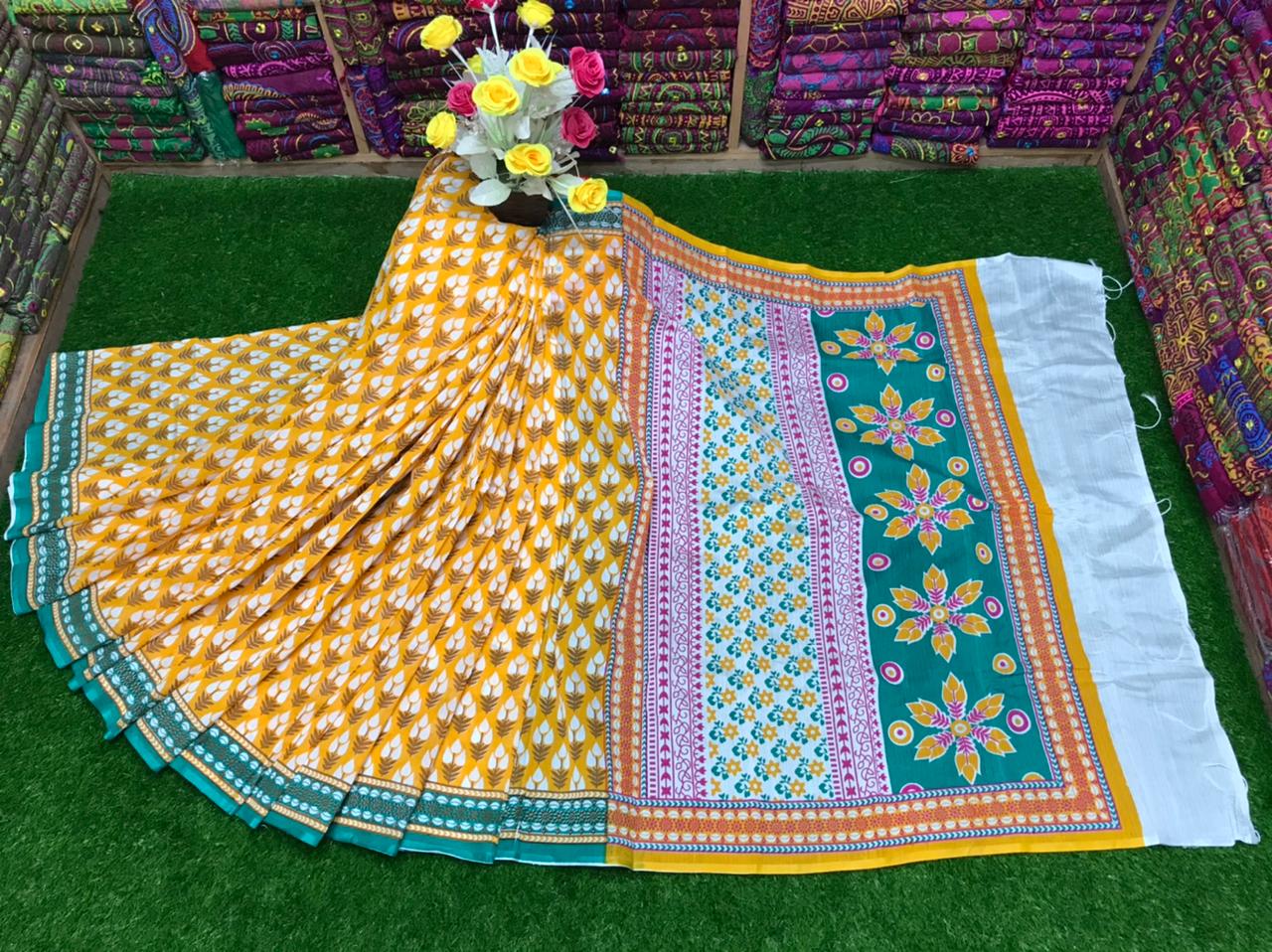 এমব্রয়ডাড়ী ধুপিয়ানসিল্ক শাড়ী ছবি 20