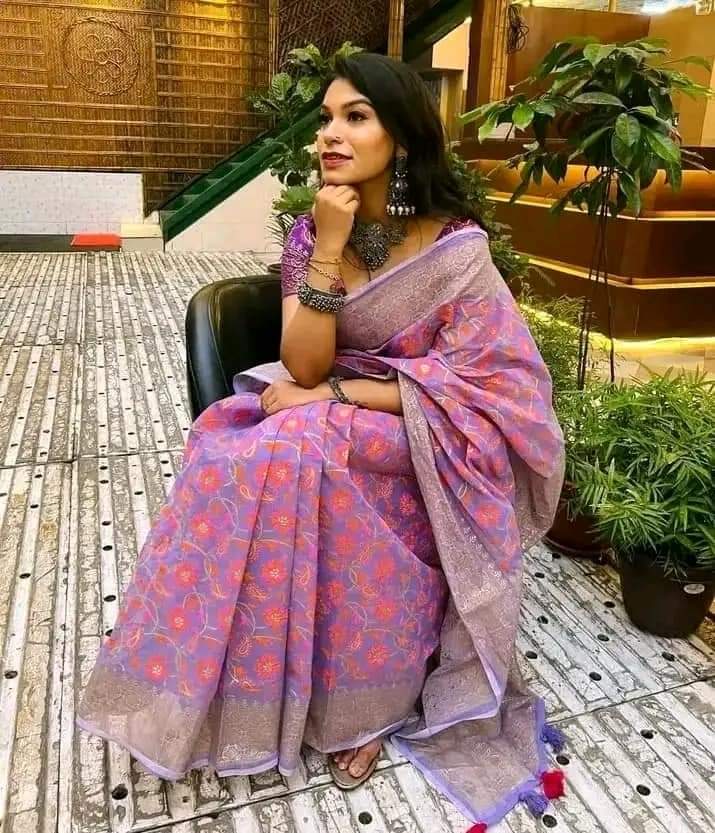 হাফ সিল্ক স্ক্রিন প্রিন্ট শাড়ি ছবি 13
