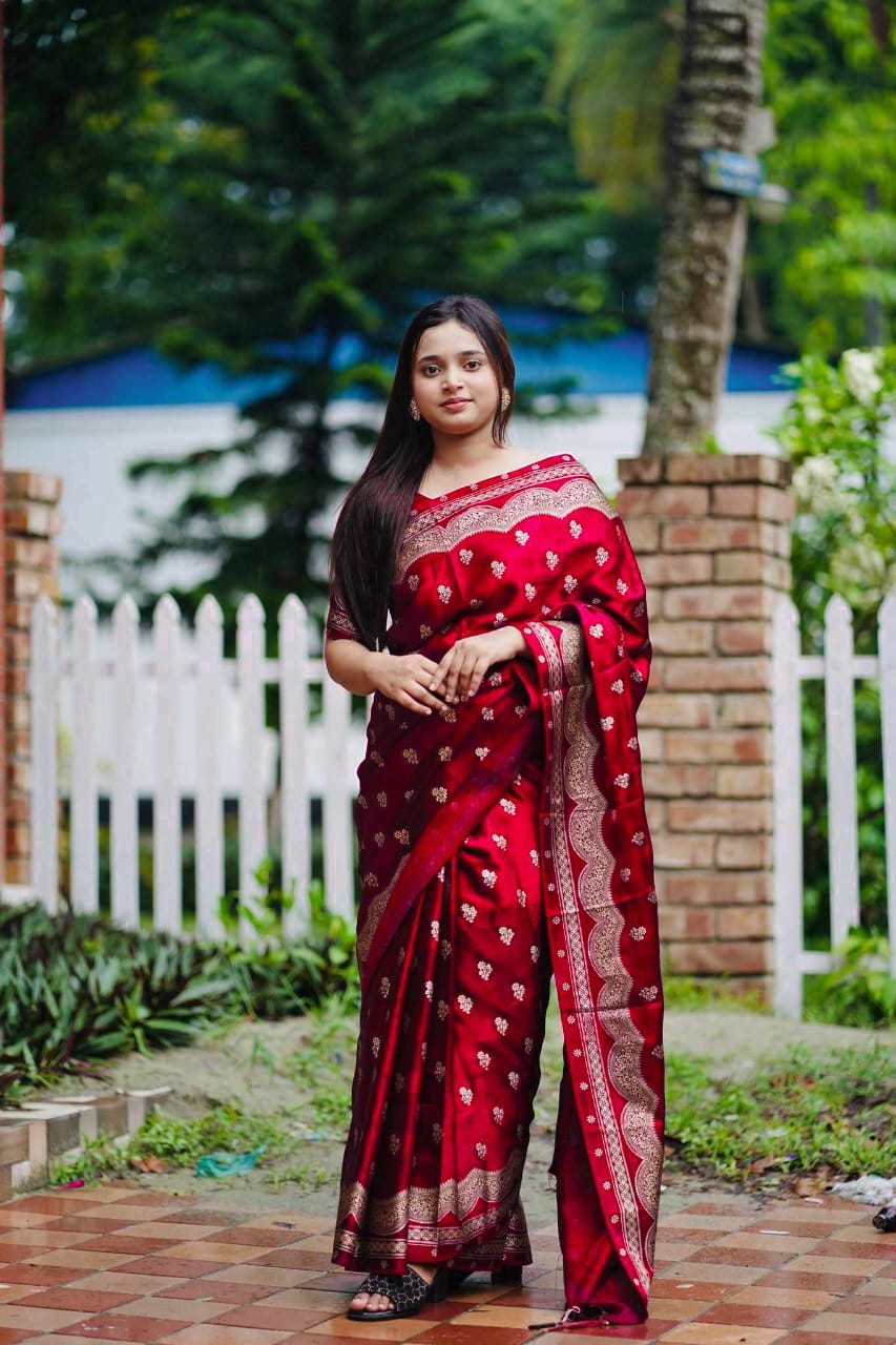 Japani Silk Skin Print Sharee with Blouse Piece