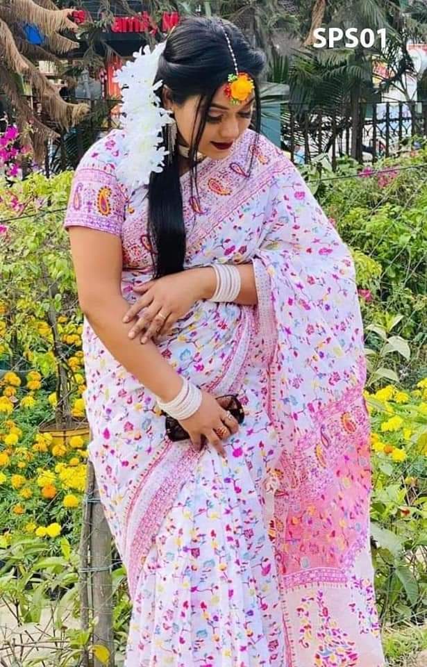 হাফ সিল্ক স্ক্রিন প্রিন্ট শাড়ি