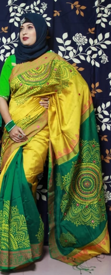 হ্যান্ডপ্রিন্ট হাফসিল্ক শাড়ী