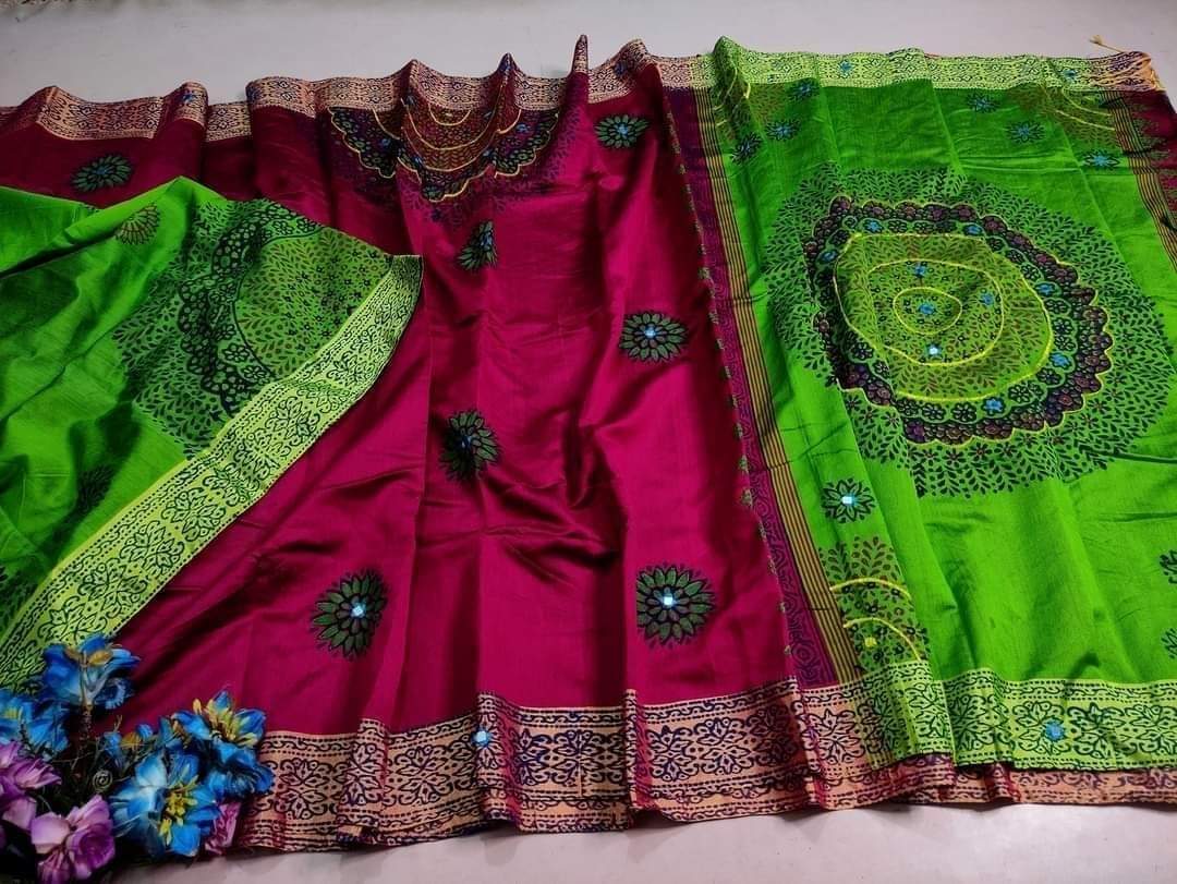 এমব্রয়ডাড়ী ধুপিয়ানসিল্ক শাড়ী ছবি 3