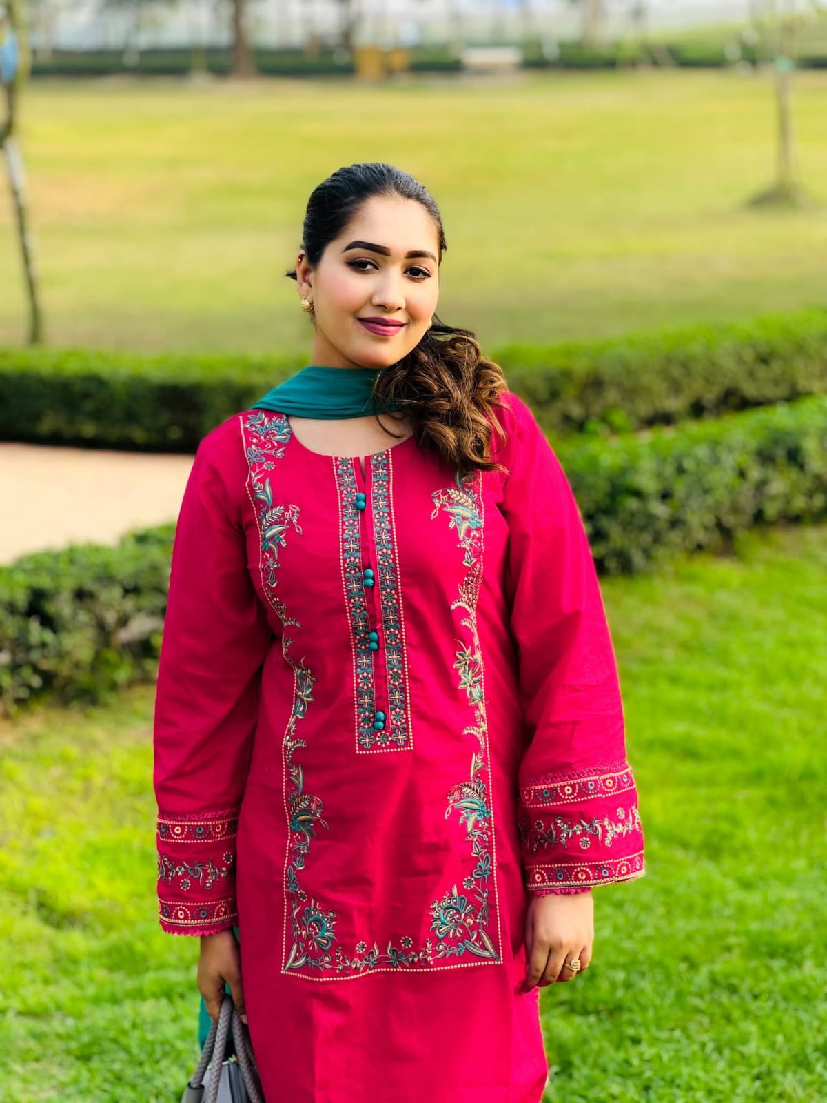 Radymade Three Piece ছবি 4