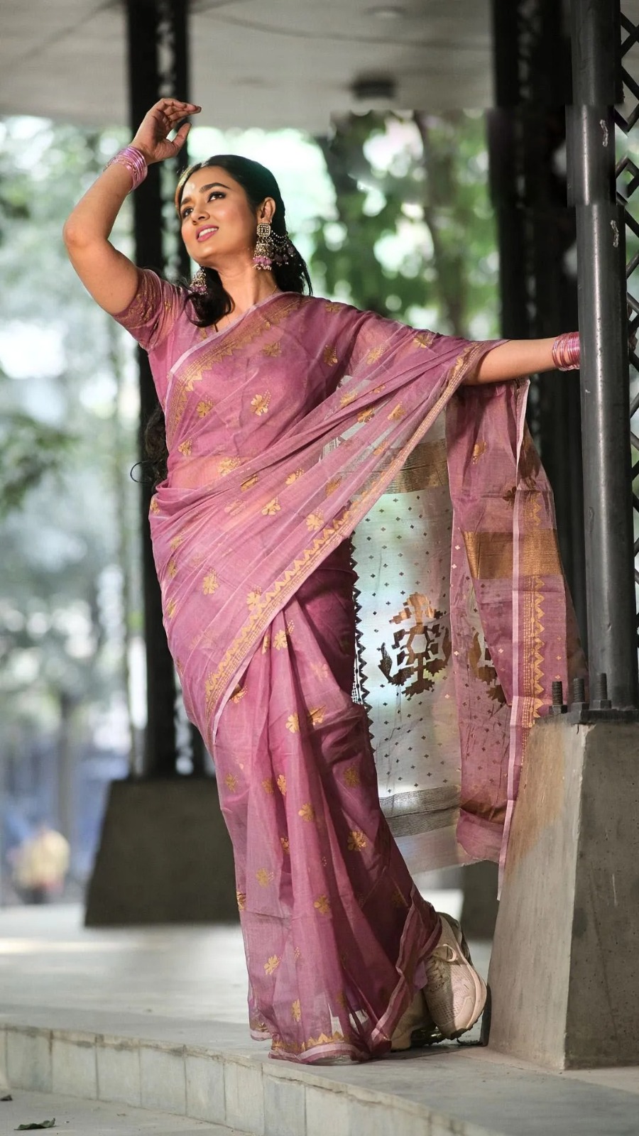 Semi Moslin Sharee with Blouse Piece ছবি 9