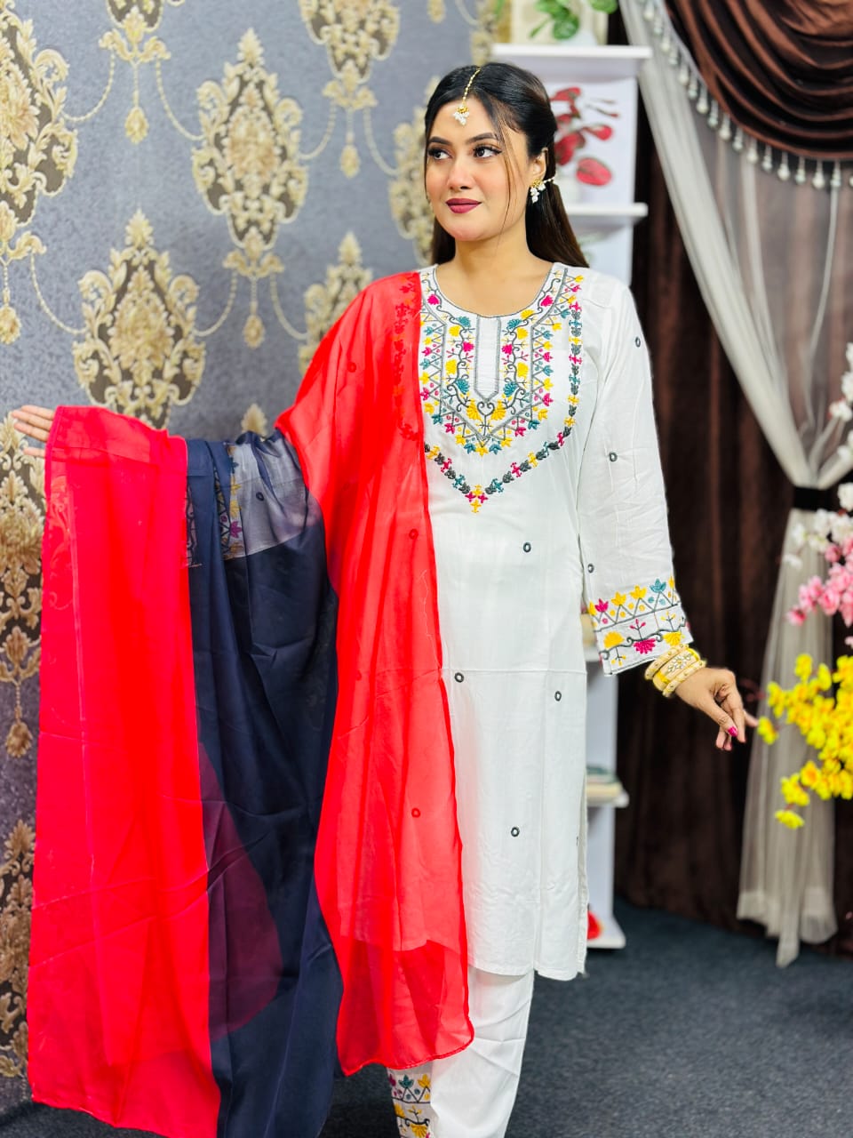 Radymade Three Piece ছবি 4