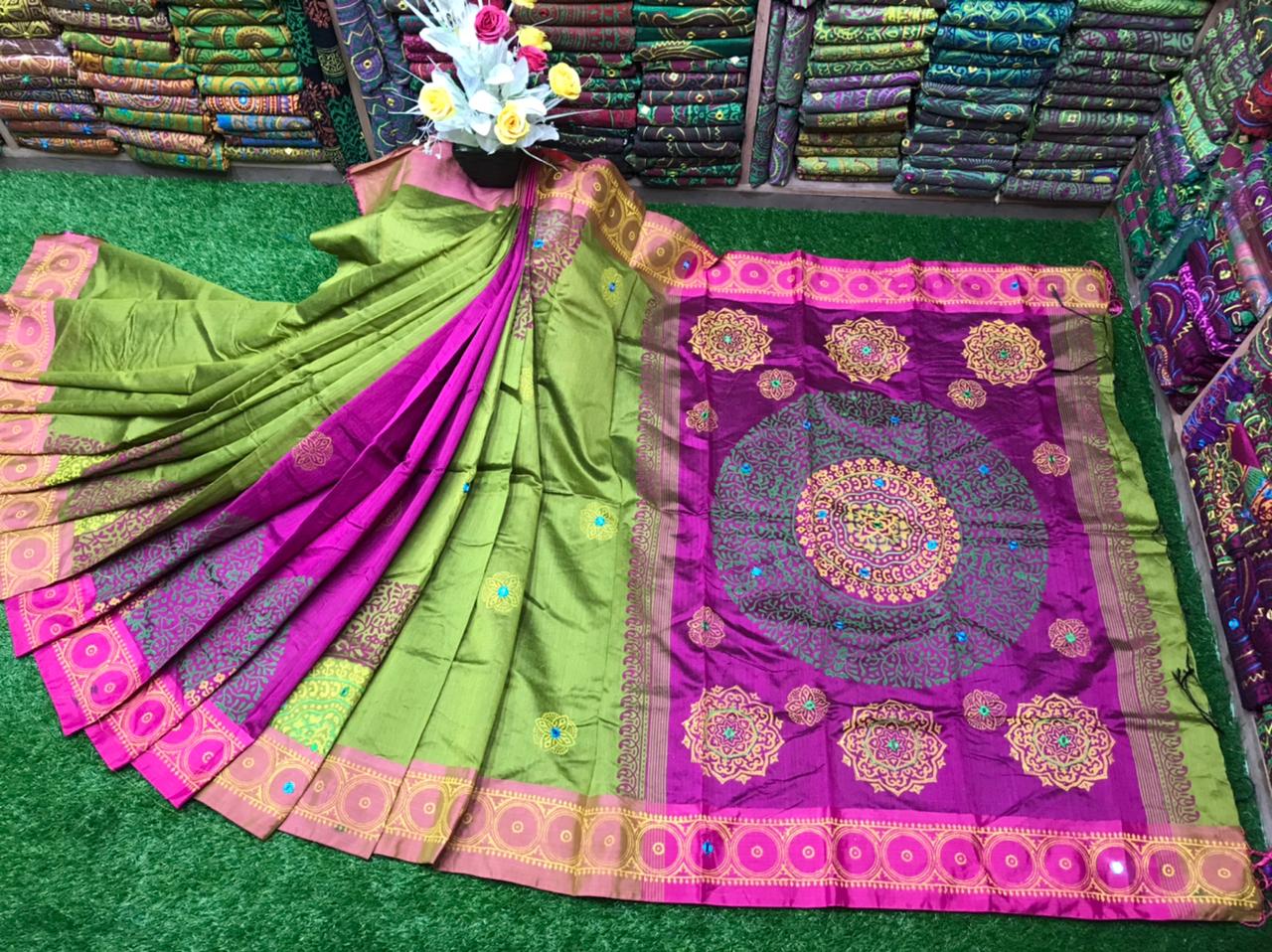 এমব্রয়ডাড়ী ধুপিয়ানসিল্ক শাড়ী ছবি 20