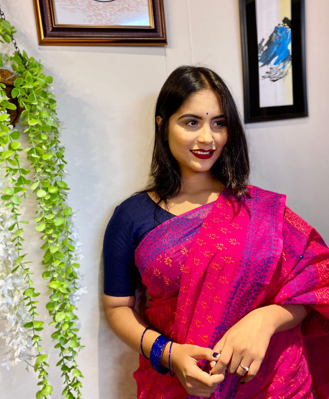 হাফ সিল্ক ব্লক প্রিন্ট শাড়ি ব্লাউজ পিস সহ ছবি 4