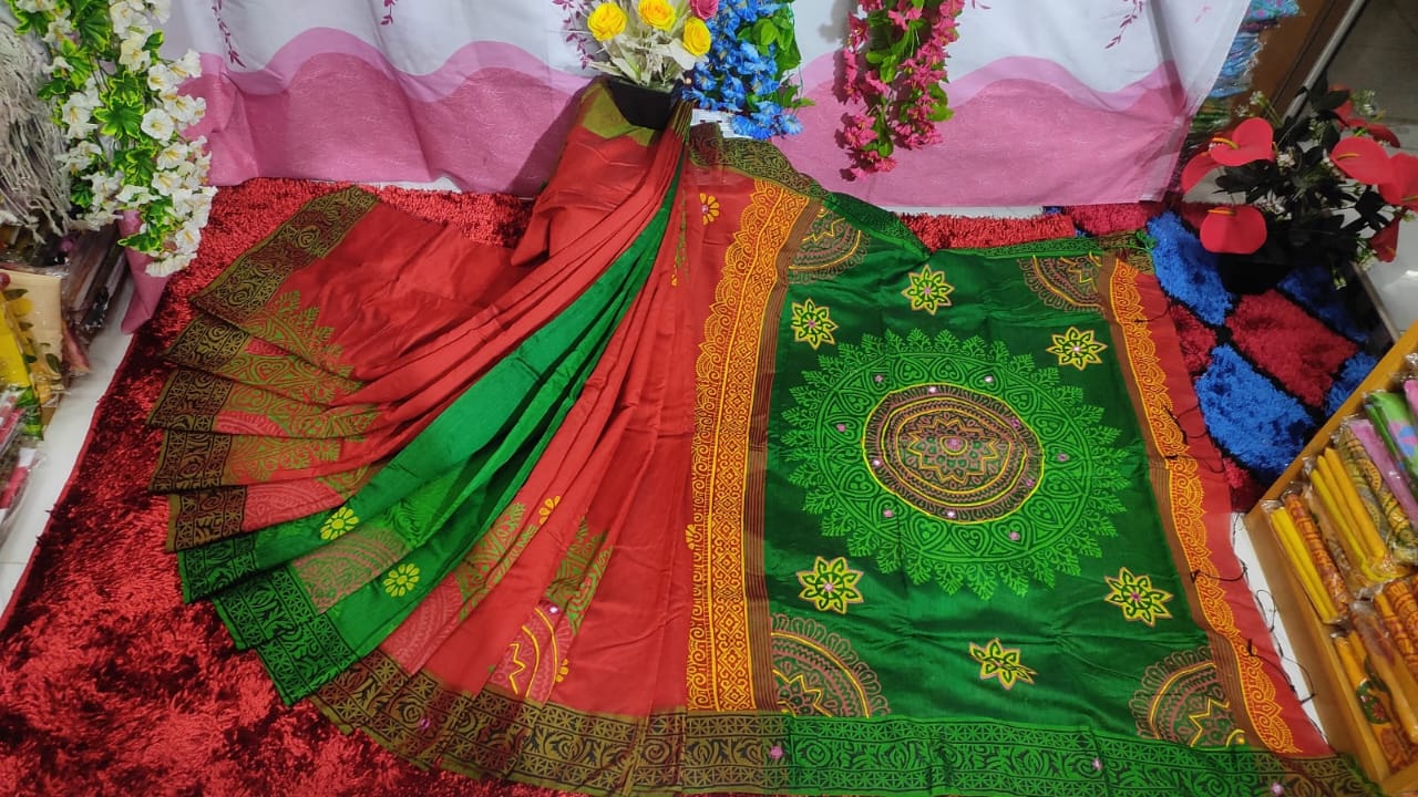 এমব্রয়ডাড়ী ধুপিয়ানসিল্ক শাড়ী ছবি 20