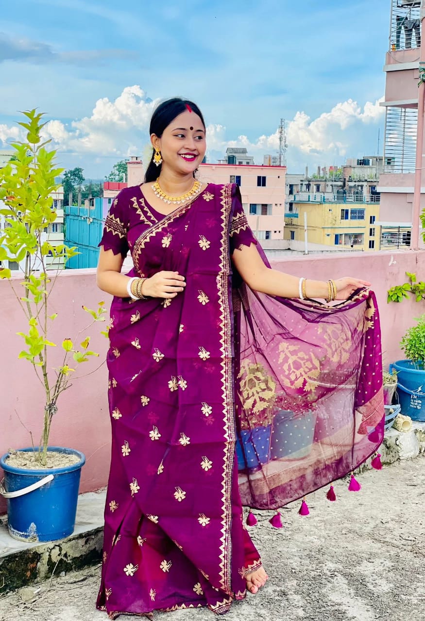 Semi Moslin Sharee  with Blouse Piece ছবি 5