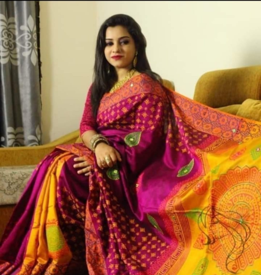 হ্যান্ডপ্রিন্ট হাফসিল্ক শাড়ী ছবি 16
