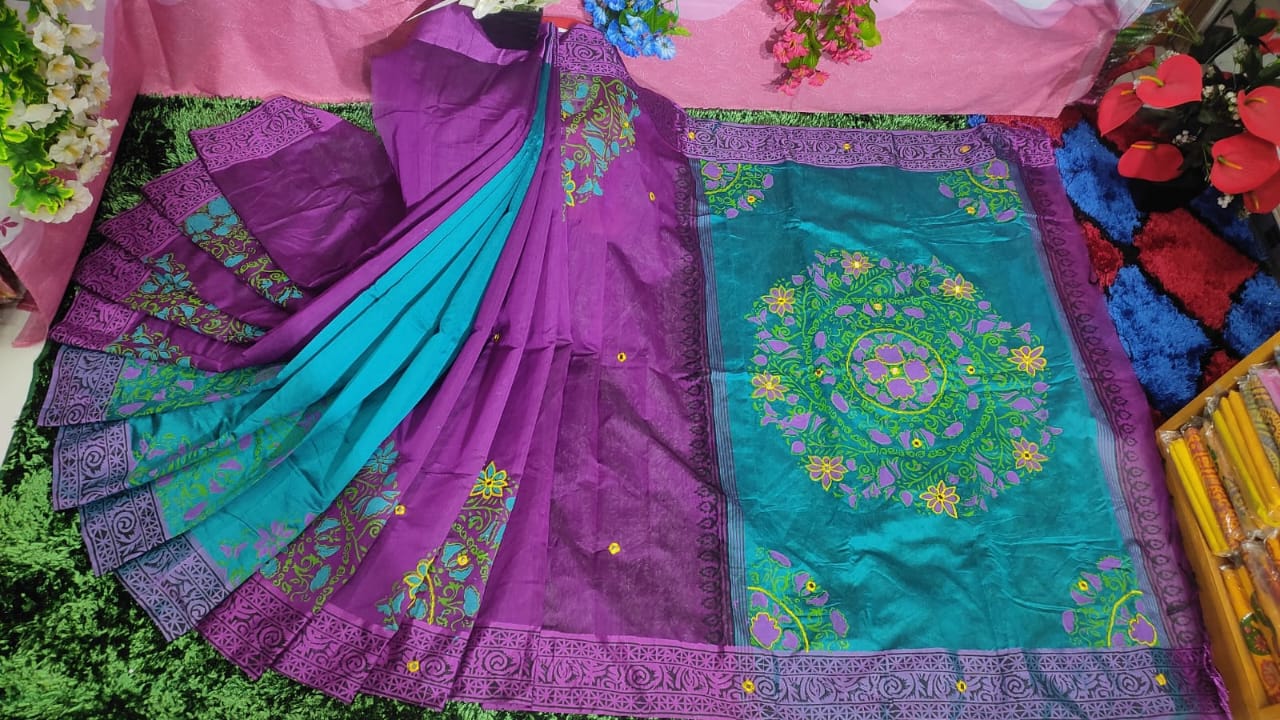 এমব্রয়ডাড়ী ধুপিয়ানসিল্ক শাড়ী ছবি 10