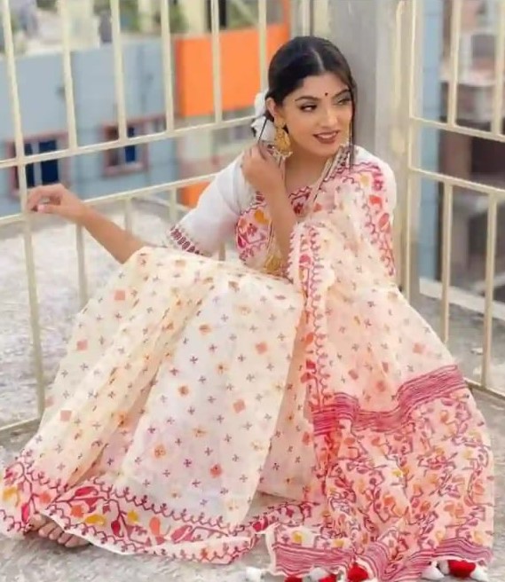 হাফ সিল্ক স্ক্রিন প্রিন্ট শাড়ি ছবি 15