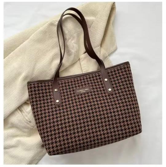 Grameen check tote bag