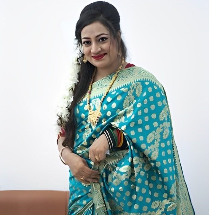 সিল্ক কাতান শাড়ি ছবি 4