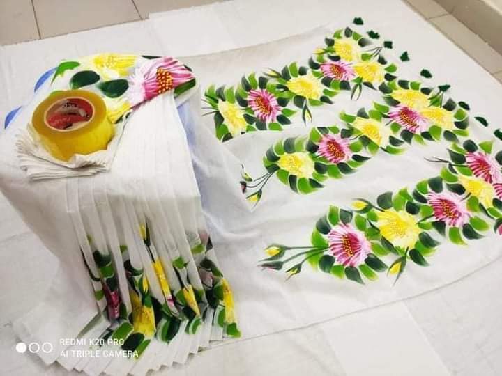 হ্যান্ডপ্রিন্ট শাড়ী ছবি 8