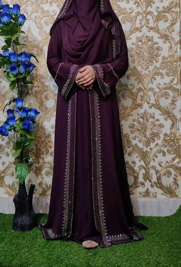 প্রিমিয়াম কটি বোরকা হিজাবসহ
