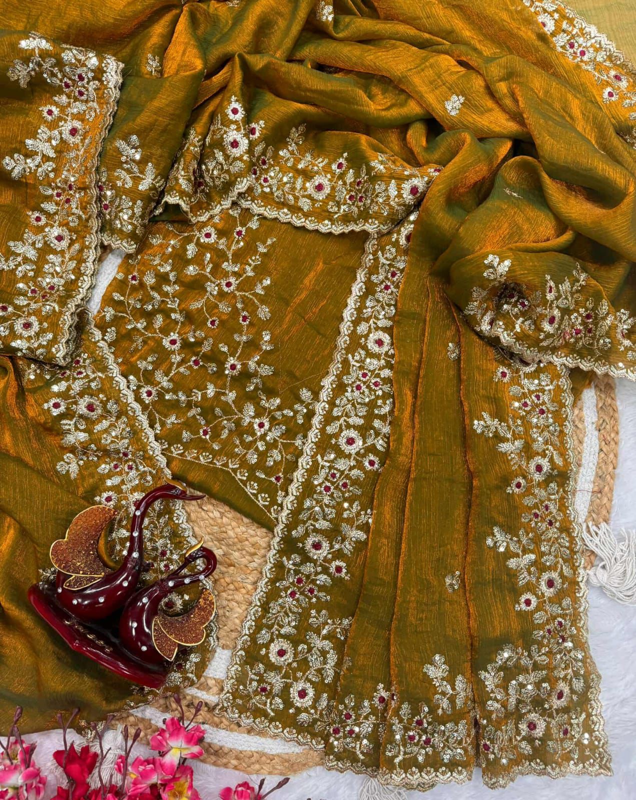 Indian Georgette Sharee with Blouse Piece ছবি 5